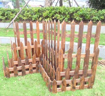 防腐木栏栅 20-80厘米高碳化木2米长折叠木围栏 圣诞篱笆护栏批发