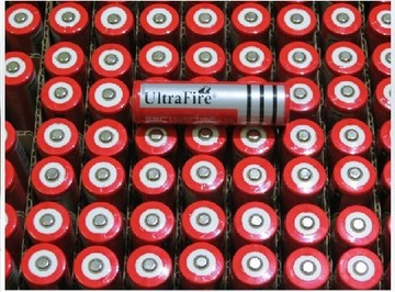 18650锂电池 强光手电电池手电筒ultrafire 充电器锂电池5600毫安