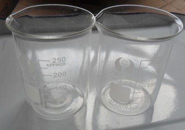 实验耗材玻璃器皿 环球玻璃烧杯 刻度杯100ml 环球烧杯