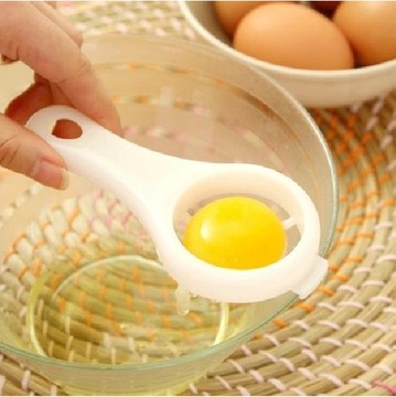 家居厨房蛋清蛋黄过滤器 打蛋器 鸡蛋分离器 分蛋器漏勺子 特价