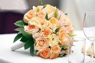 婚庆鲜花新娘手捧花新娘用花结婚用花香槟玫瑰速递深圳花店送花