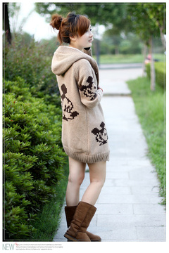 正品2015秋冬新款韩版中长款毛衣外套米奇加厚加绒带帽外衣