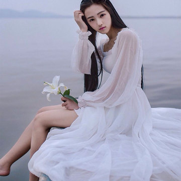 秋夏长袖连衣裙白色超仙女神拖地长裙雪纺海边沙滩度假波西米亚