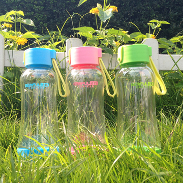 男女士创意塑料儿童可爱学生水杯便携带盖随手杯运动水壶太空杯子