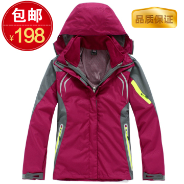 去西藏户外旅游用品装备防风防雨冲锋衣女登山服可拆卸抓绒两件套