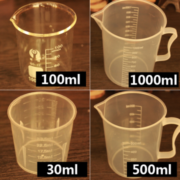 高硼玻璃烧杯PP塑料量杯 带手柄 1000l/500/100l耐高温腐蚀不变形