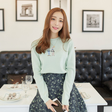 2015韩版秋冬新款可爱卡通圆领套头毛衣打底衫时尚学生修身显瘦女