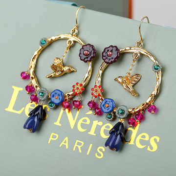 代购Les Nereides珐琅彩釉镶钻紫色花朵金色小鸟耳环耳圈 女饰品