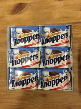 直邮赠品荷兰代购knoppers威化饼干德国进口巧克力威化饼干8包