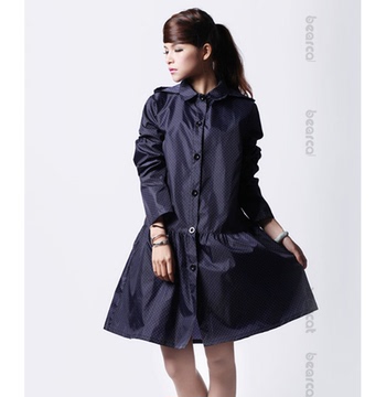 轻薄日韩时尚女士风雨衣雨披 中长款带帽子 蓝色小细点裙摆风衣