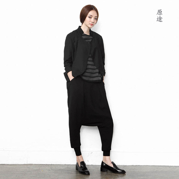 原创设计师女装品牌新秋季黑色外套纯色大码宽松短款显瘦个性上衣