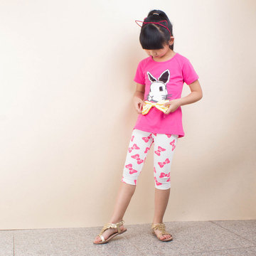 【天天特价】女童新款 夏短袖T恤+七分裤纯棉女童二件套装