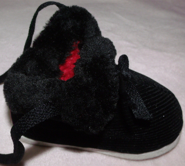 宝宝手工棉布鞋有绑带棉鞋灯芯绒鞋面黑色千层底不掉鞋红色花朵