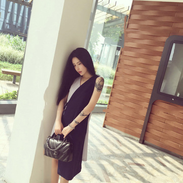 2016夏季新款 韩版时尚不规则V领收腰背心撞色中长款连衣裙#U71