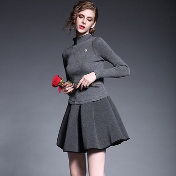 2015韩版秋冬新款大码品牌女装 半高领拼接百褶连衣裙长袖针织裙