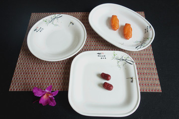正方圆形蛋形陶瓷家用酒店实用汤盘菜盘鱼盘水果盘彩色彩花餐具