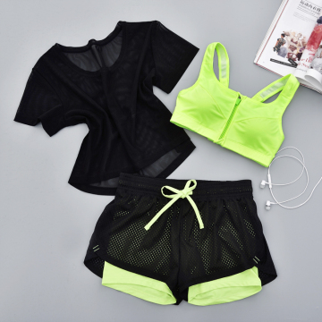 买一送一夏季瑜伽服三件套装女健身跑步运动短袖上衣短裤防震文胸