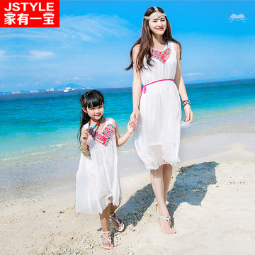 海边亲子装夏季沙滩裙民族风母女装白色大码宽松连衣裙时尚女童裙